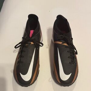 Nike Black and Brown Athletic Shoes